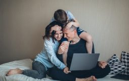 Smart Moms: la plateforme de recrutement pour les parents